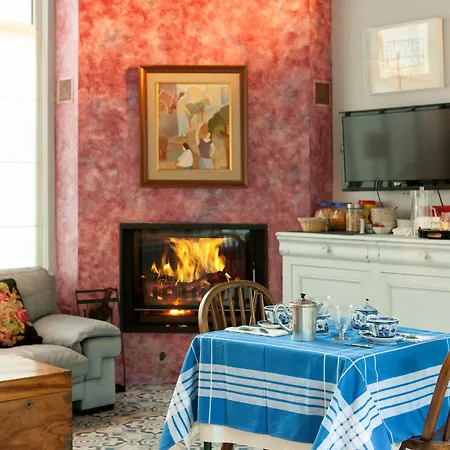 Mailan Parking Incluido Gospodarstwo wiejskie *