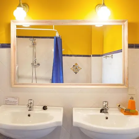 Mailan Parking Incluido Gospodarstwo wiejskie Orio